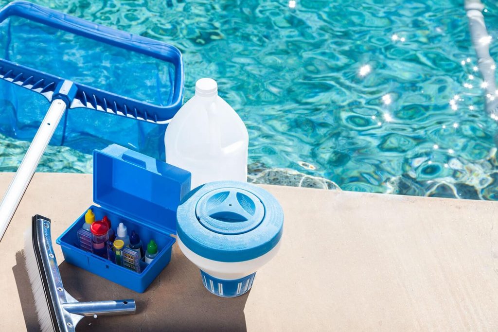 Cleaning-and-Chemical-balancing-pool-1024x683