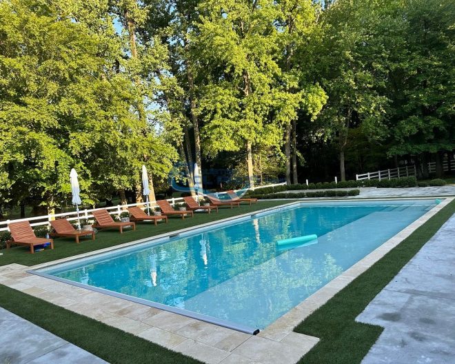 Artificial Turf around Pool